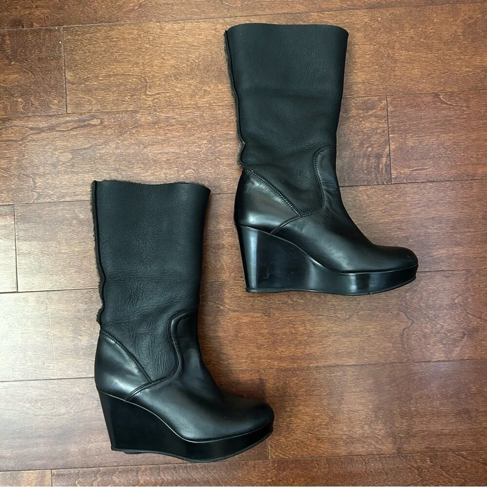 Stuart Weitzman Black Leather Wedge Boots with Fur Lining, Size6